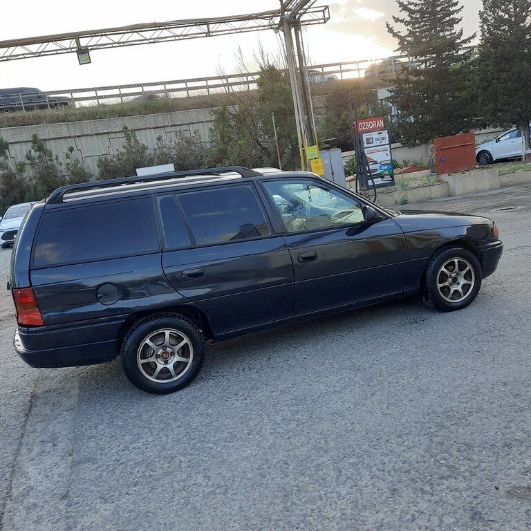 Opel Astra, 1.6 L, 1996 il, 248 000 km 10-VZ-395 — Avtomobillər, Bakı (4)
