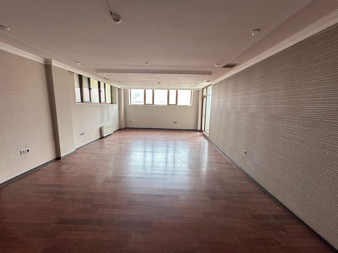 İcarəyə verilir obyekt 2200 m² — Əmlak, Bakı (7)