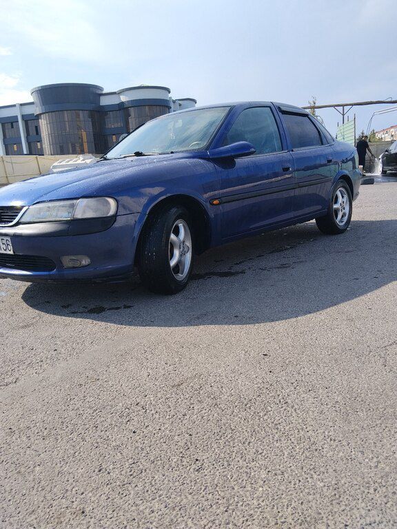 Opel Vectra, 1.8 L, 1996 il, 351 142 km 90-ZV-156 — Avtomobillər, Sumqayıt (2)