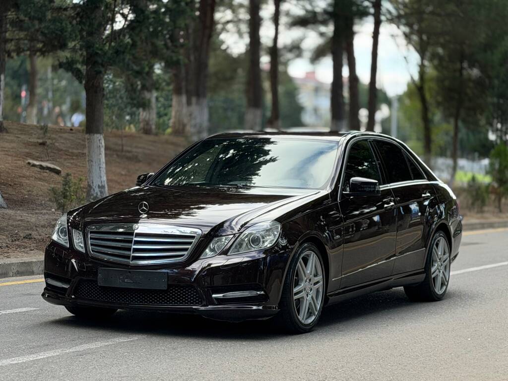 Mercedes E 250, 1.8 L, 2011 il, 237 000 km — Avtomobillər, Bakı (4)