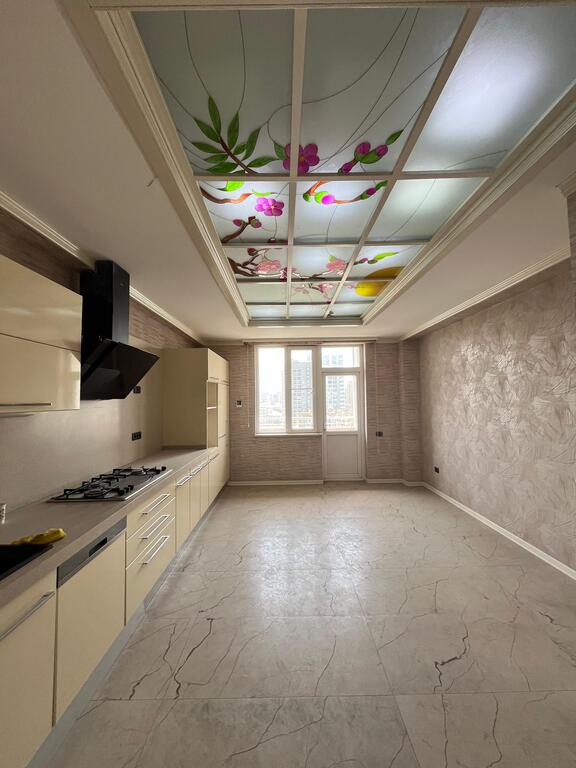 Satılır 5 otaqlı yeni tikili 300 m² — Mənzil, Bakı (6)