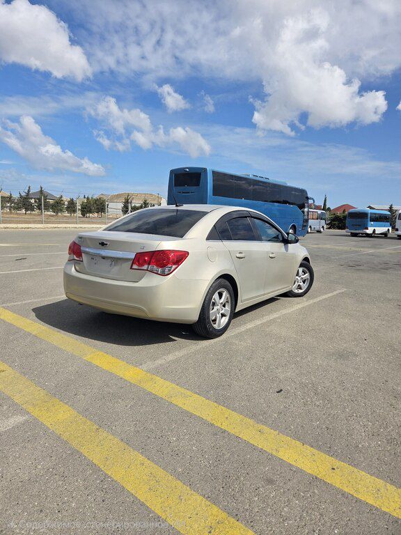 Chevrolet Cruze, 1.4 L, 2011 il, 232 300 km — Avtomobillər, Bakı (6)