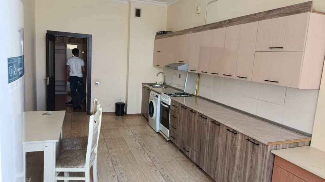 İcarəyə verilir 3 otaqlı yeni tikili 140 m² — Mənzil, Bakı (5)