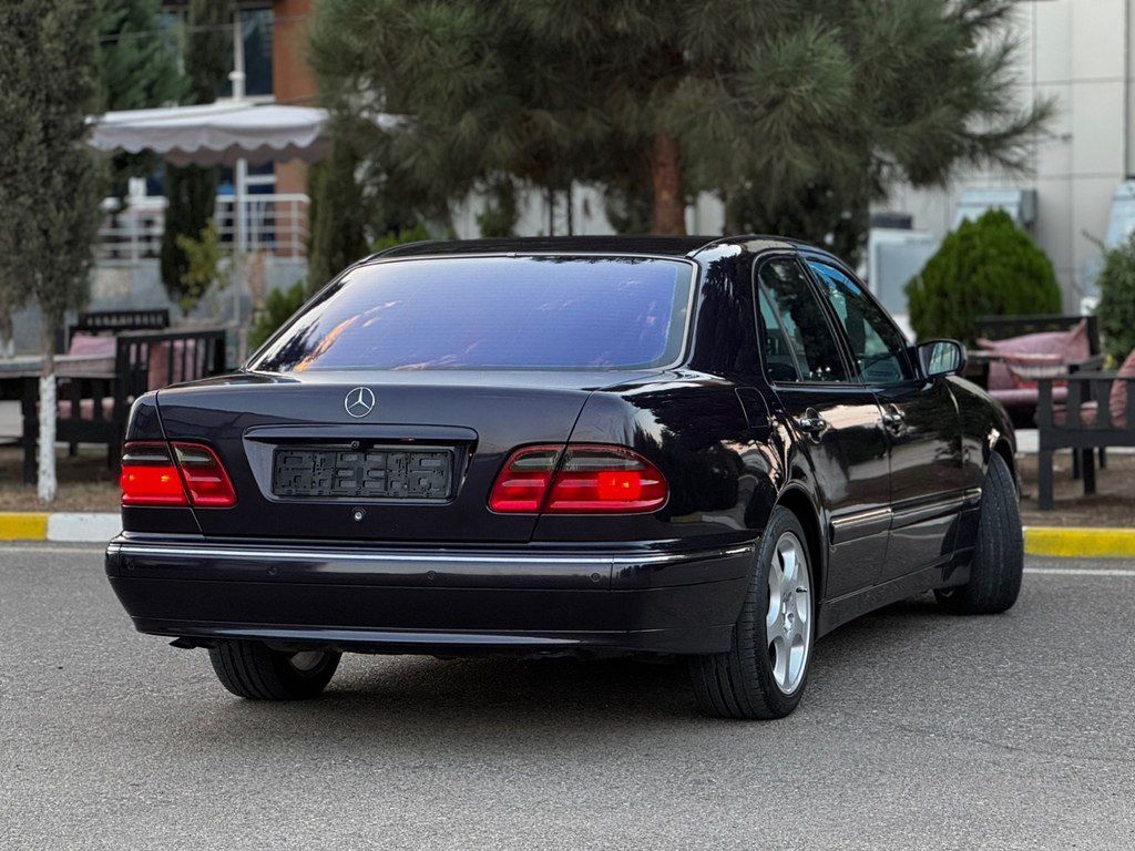Mercedes E 240, 2.4 L, 2000 il, 368 000 km 90-EC-954 — Avtomobillər, Saatlı (7)