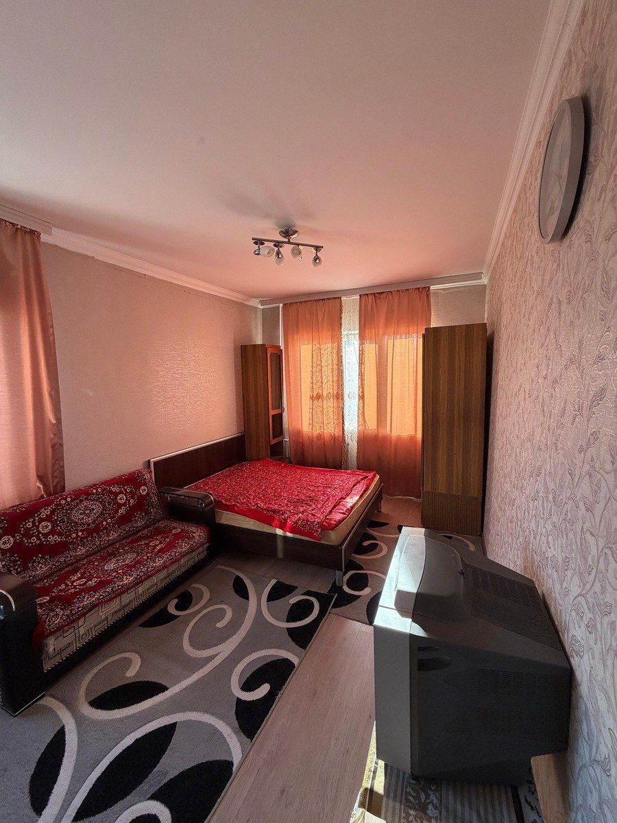Satılır 1 otaqlı köhnə tikili 40 m² — Mənzil, Bakı (2)