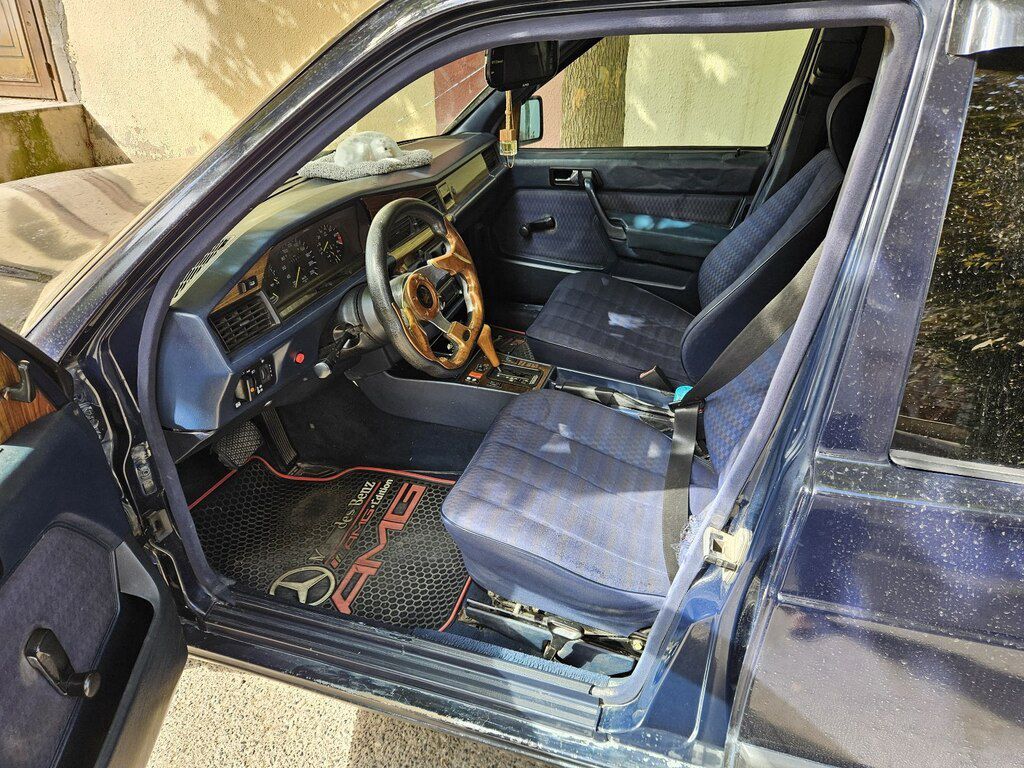 Mercedes 190, 2.0 L, 1990 il, 559 800 km 50-DX-155 — Avtomobillər, Bakı (2)
