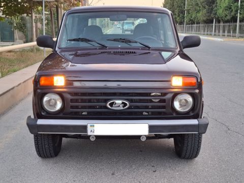 Lada (VAZ) Niva, 1.7 L, 2015 il, 90 000 km — Sumqayıt