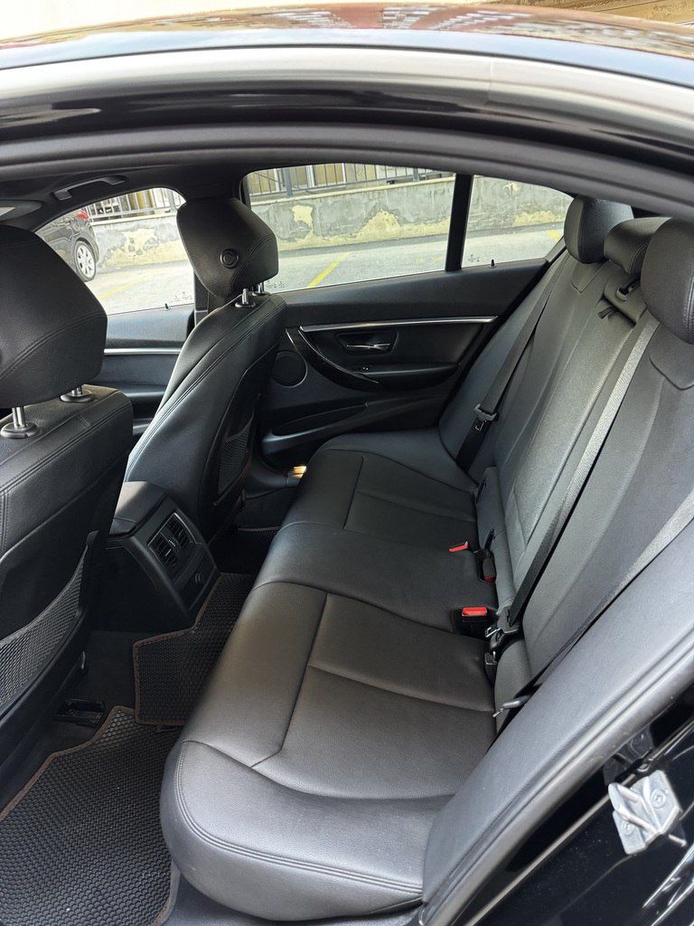 BMW 330, 2.0 L, 2017 il, 110 000 km 77-MY-645 — Avtomobillər, Bakı (10)