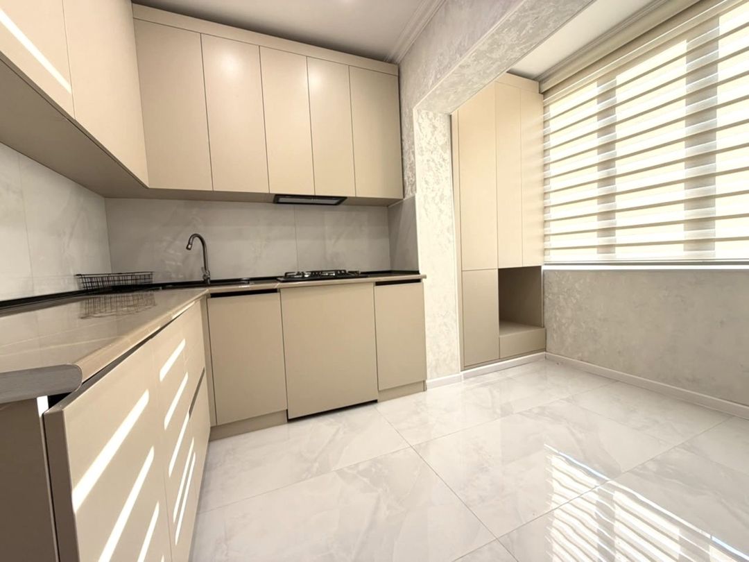 Satılır 2 otaqlı köhnə tikili 60 m² — Mənzil, Bakı (2)