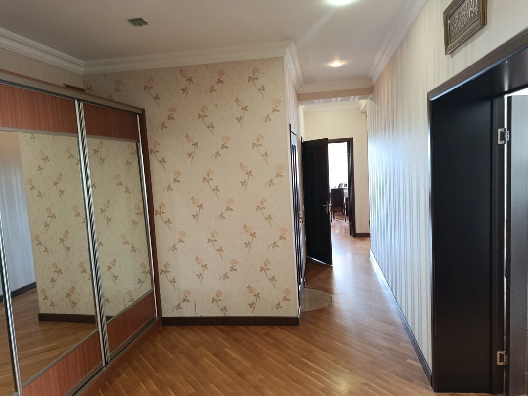 Satılır 4 otaqlı yeni tikili 168 m² — Mənzil, Bakı (12)