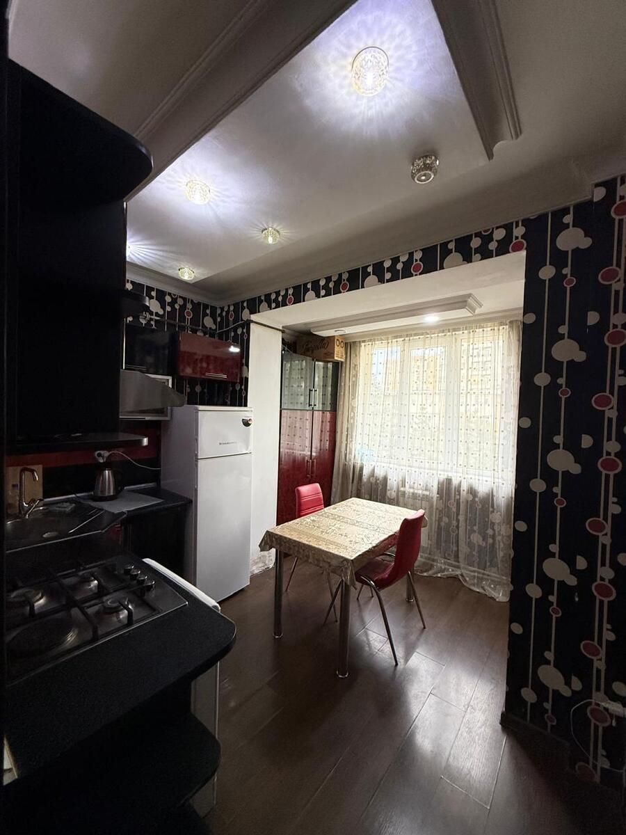 Satılır 2 otaqlı köhnə tikili 50 m² — Mənzil, Bakı (5)