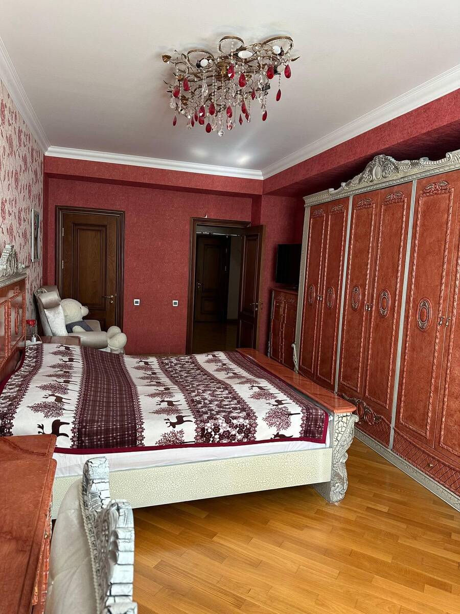 Satılır 4 otaqlı yeni tikili 220 m² — Mənzil, Bakı (11)