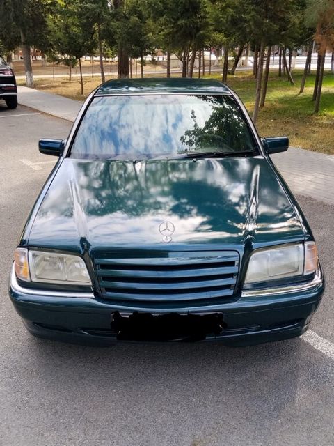 Mercedes C 220, 2.2 L, 1998 il, 560 000 km — Sumqayıt