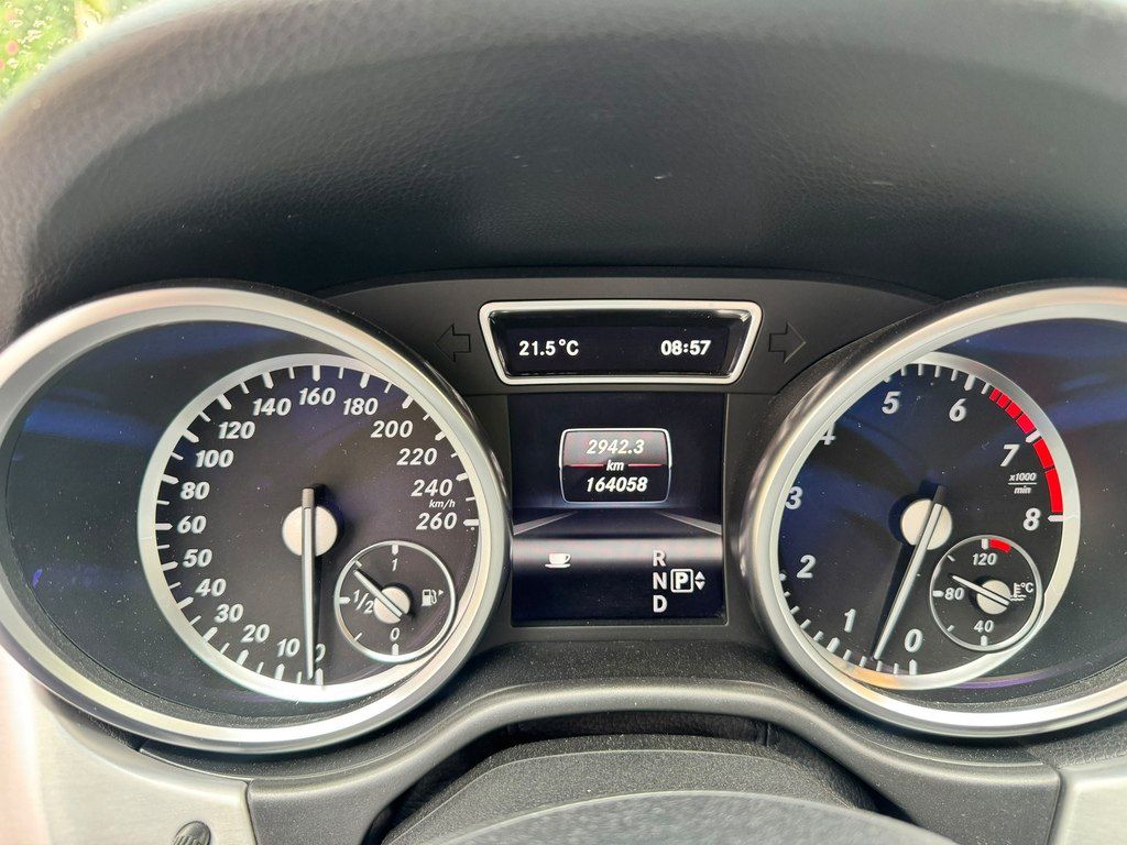 Mercedes ML 350 4MATIC, 3.5 L, 2013 il, 165 000 km 10-NR-989 — Avtomobillər, Bakı (9)