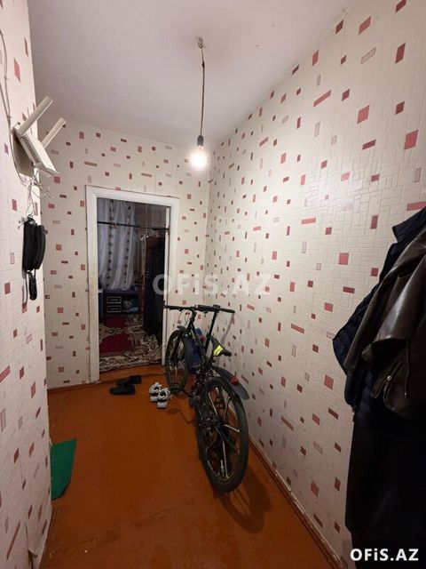 Köhnə tikili Satılır Yasamal r., İnşaatçılar m., 2 otaq, 42 m² — Bakı