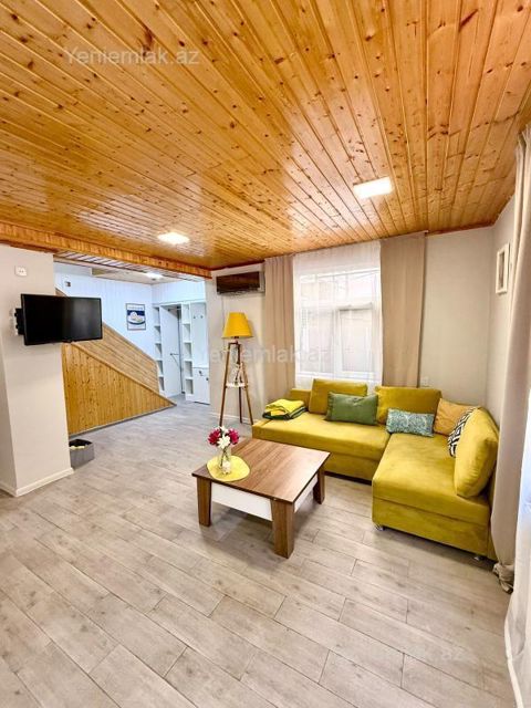 Kirayə 2 otaqlı Həyət evi / Villa, 90 m², Yasamal rayonu — Ev, bağ, kottec