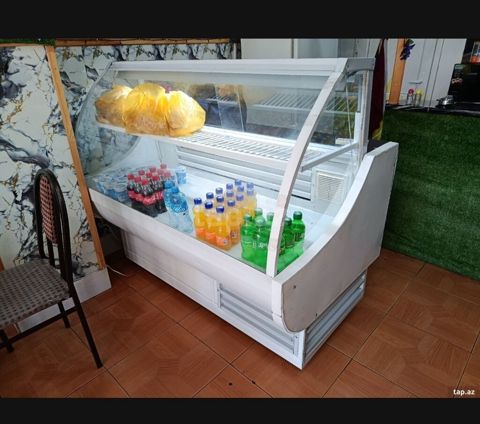 Vitrin soyuducu satilir 330azn. Unvan Qaracuxur Nigaz — Bakı