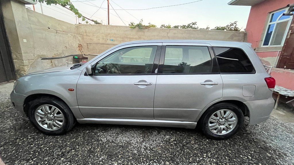Mitsubishi Airtrek, 2.0 L, 2002 il, 400 000 km 44-BO-818 — Avtomobillər, Bakı (6)