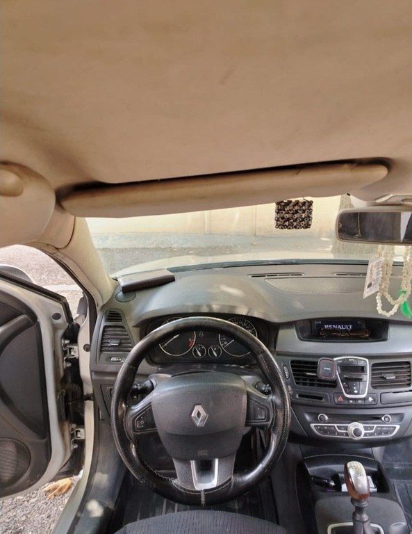 Renault Laguna, 1.5 L, 2009 il, 392 200 km 57-CB-163 — Avtomobillər, Gəncə (7)