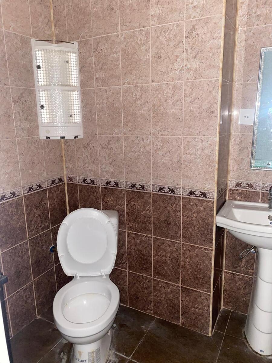 İcarəyə verilir 2 otaqlı yeni tikili 70 m² — Mənzil, Bakı (7)