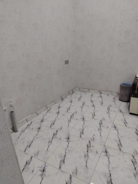 Salam. Obiyekt 5 mertebenin 1 ci mertebesidir. Evveller qadin salonu — Bakı