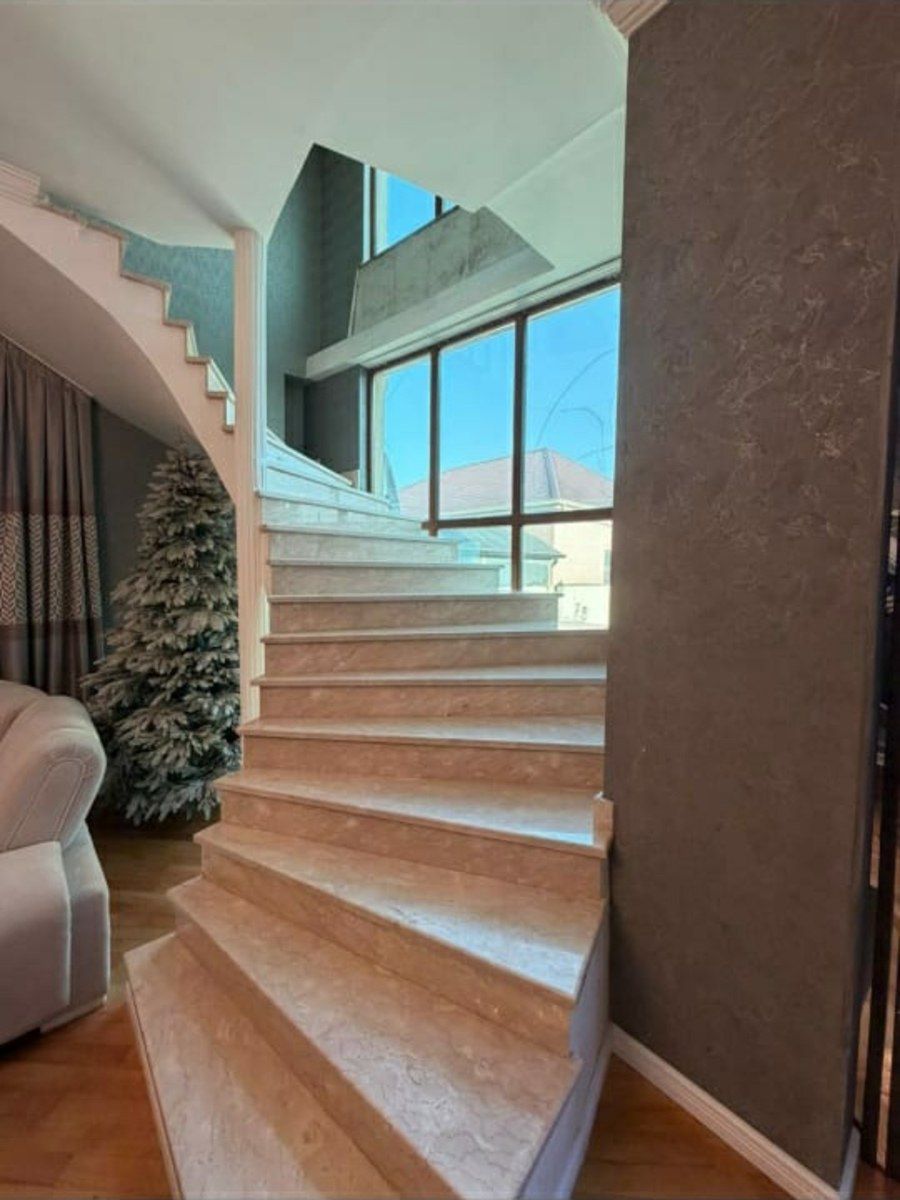 Satılır 8 otaqlı həyət evi/bağ evi 600 m² — Ev, villa, Bakı (2)