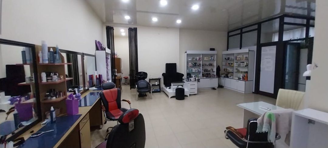 Satılır obyekt 70 m² — Əmlak, Bakı