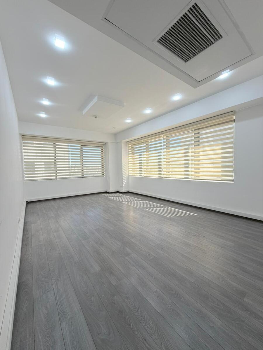 İcarəyə verilir 4 otaqlı ofis 245 m² — Ofis, Bakı