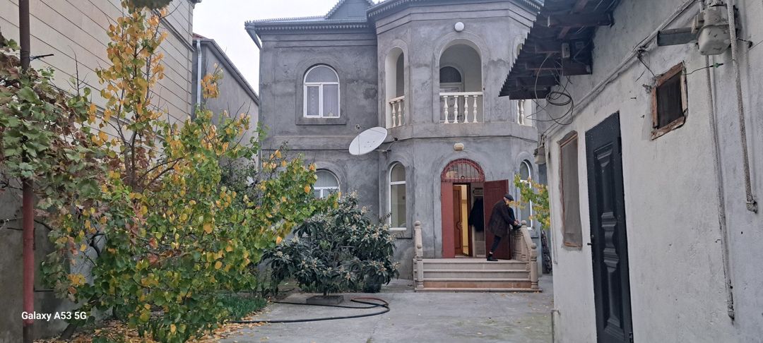 Satılır 7 otaqlı həyət evi/bağ evi 250 m² — Ev, villa, Bakı