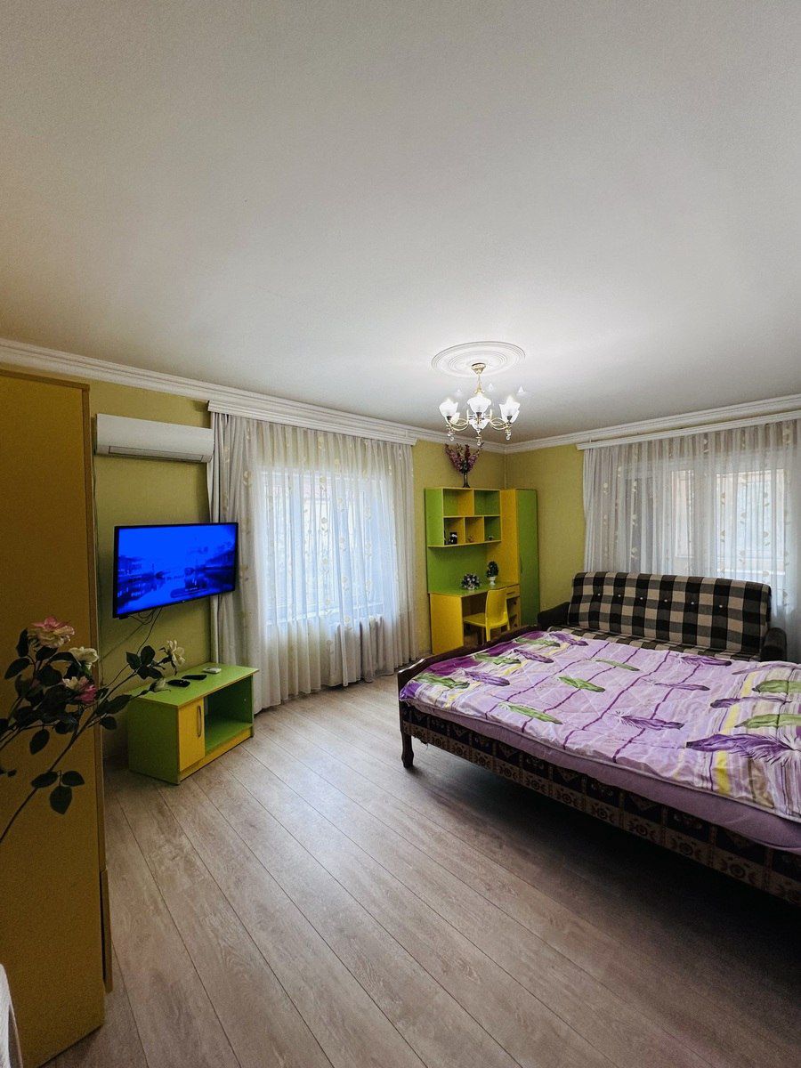 İcarəyə verilir 1 otaqlı köhnə tikili 50 m² — Mənzil, Bakı