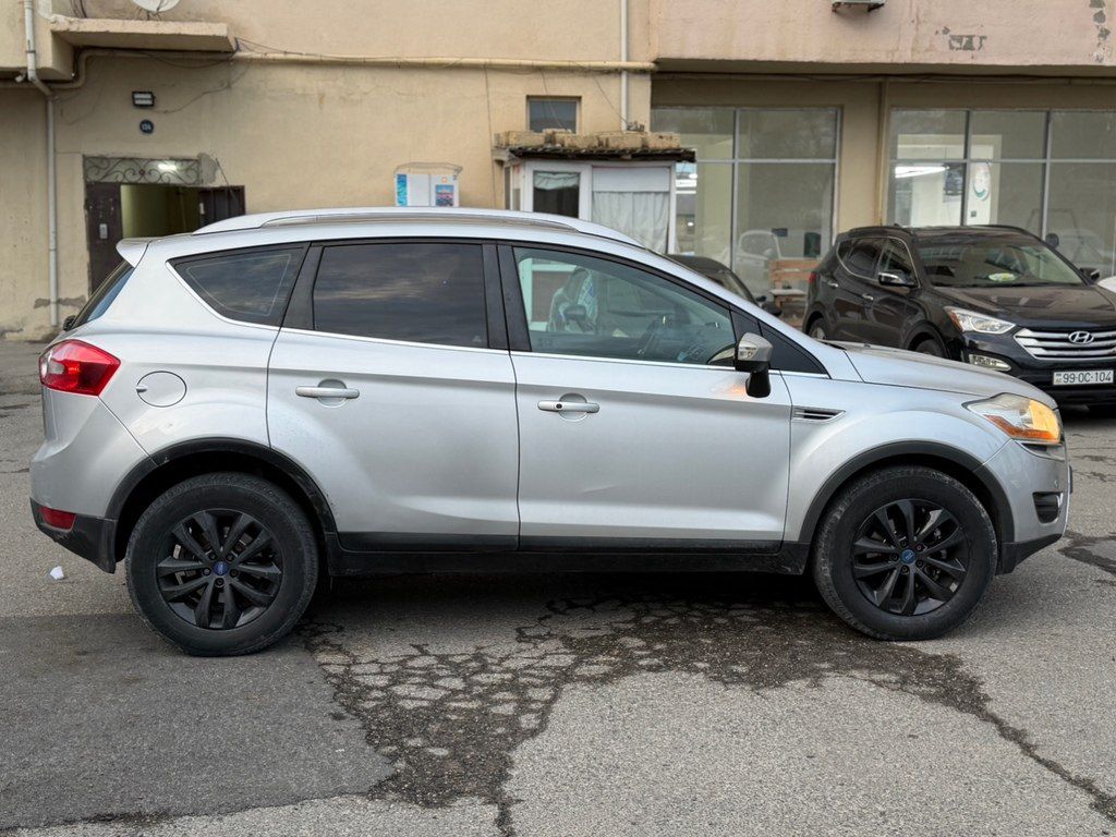 Ford Kuga, 2.5 L, 2011 il, 187 000 km 88-CF-752 — Avtomobillər, Sumqayıt (7)