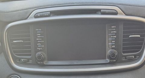 Avtomobil üçün orijinal multimedya/naviqasiya başlığı (Head Unit) — Bakı
