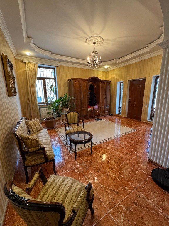 Satılır 8 otaqlı həyət evi/bağ evi 600 m² — Ev, villa, Bakı (10)