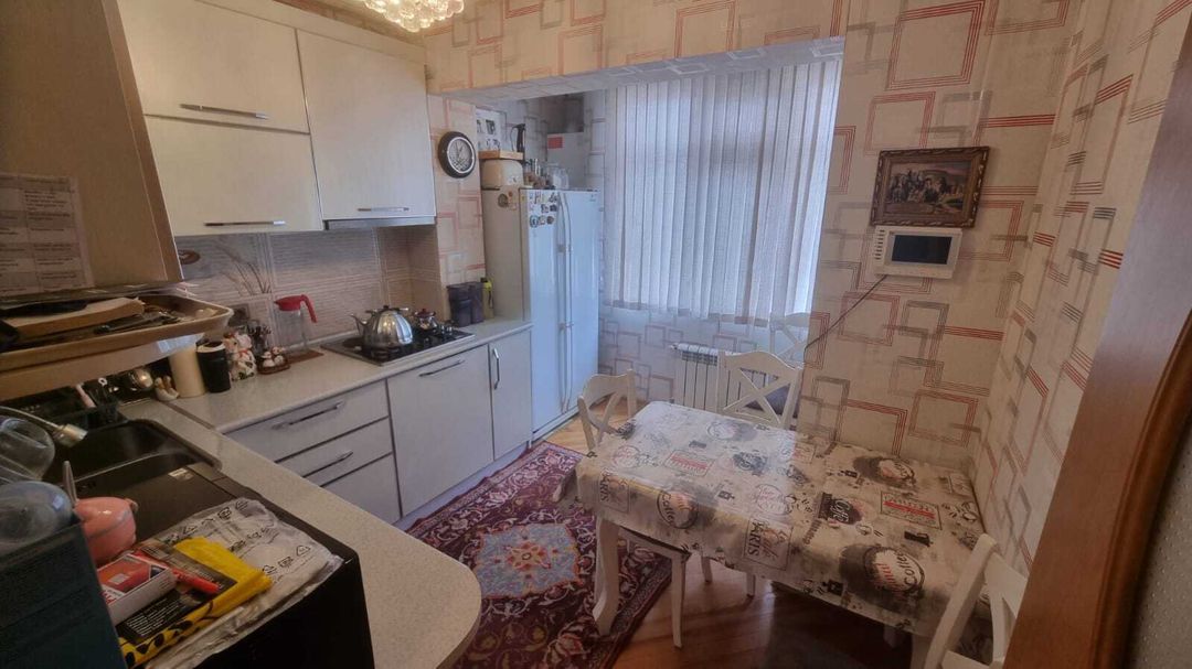 Satılır 4 otaqlı köhnə tikili 100 m² — Mənzil, Bakı (9)