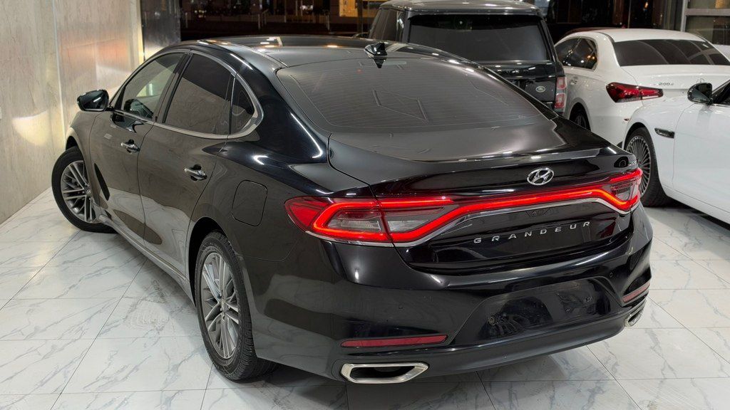 Hyundai Grandeur, 2.2 L, 2017 il, 229 998 km — Avtomobillər, Bakı (3)