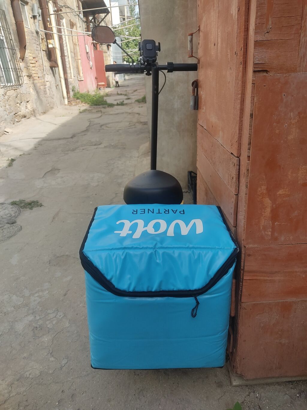 İşlənmiş Elektrik samokat 8", 251 - 350 Vt, 26 - 35 km/s, Ödənişli çatdırılma — Skuterlər, Bakı (3)