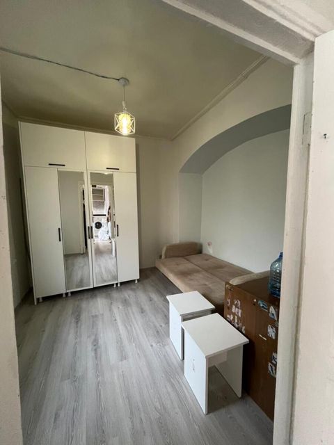 Satılır 2 otaqlı köhnə tikili 30 m² — Bakı