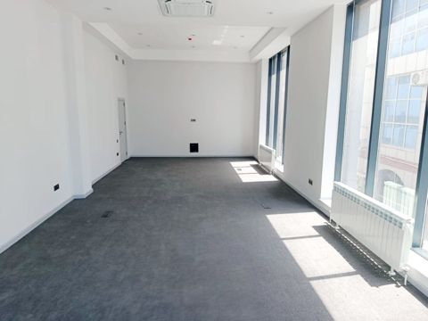 İcarəyə verilir 9 otaqlı ofis 400 m² — Bakı