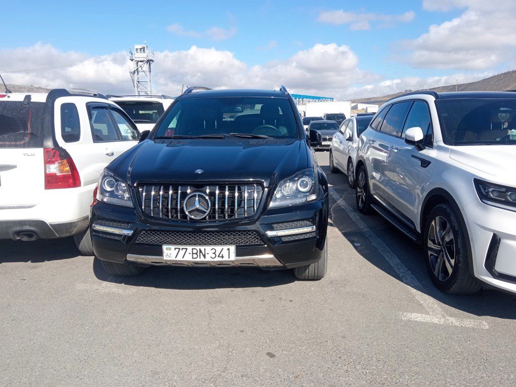 Mercedes GL 350 4MATIC, 3.0 L, 2012 il, 260 000 km 77-BN-341 — Avtomobillər, Bakı (3)