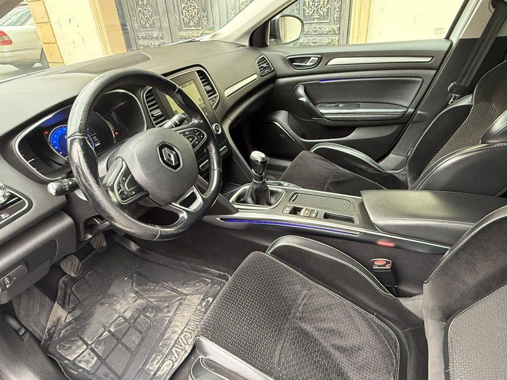 Renault Megane, 1.5 L, 2018 il, 310 000 km 77-LE-762 — Avtomobillər, Mingəçevir (6)