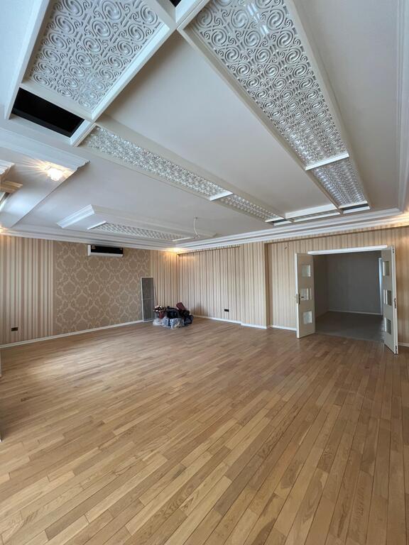 Satılır 5 otaqlı yeni tikili 300 m² — Mənzil, Bakı (3)