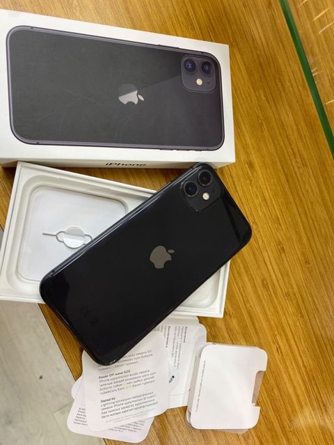 IPhone 11, Qara, Simsiz şarj — Bakı