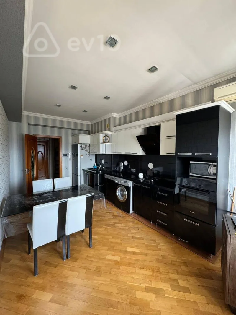4 otaqlı mənzil, 120 m², Mirmahmud kazımovski küç — Mənzil, Bakı (6)
