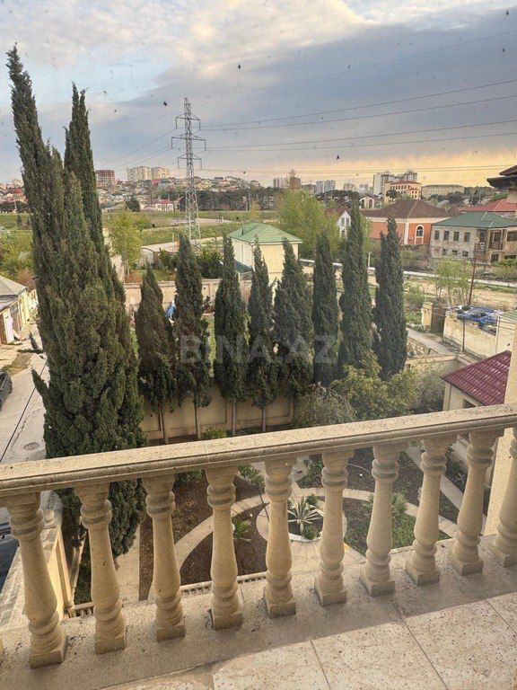 Satılır 8 otaqlı həyət evi/bağ evi 600 m² — Ev, villa, Bakı (9)