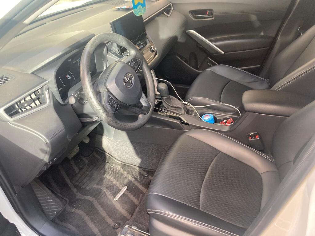 Toyota Corolla Cross, 2.0 L, 2024 il, 16 000 km — Avtomobillər, Bakı (10)