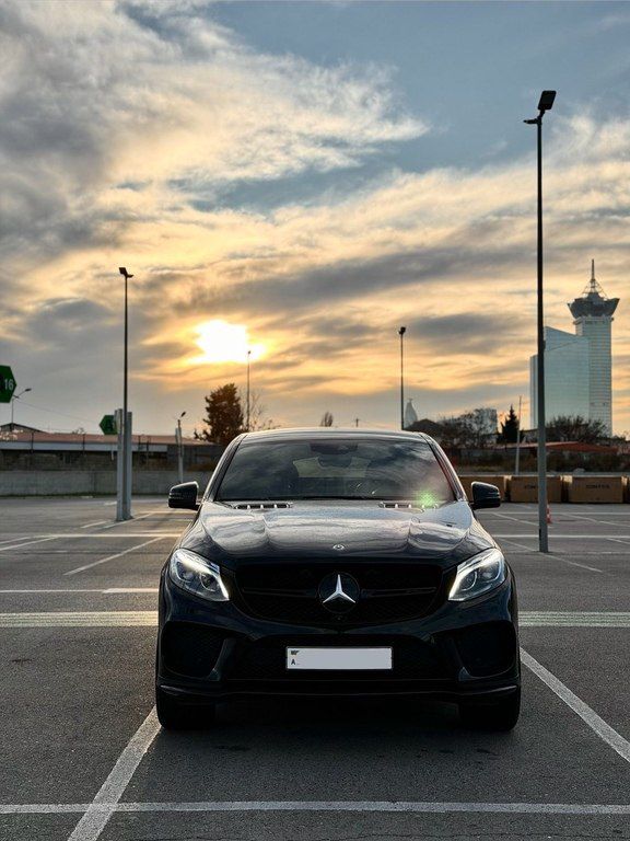 Mercedes GLE 43 AMG 4MATIC Coupe, 3.0 L, 2018 il, 145 000 km — Avtomobillər, Bakı (2)