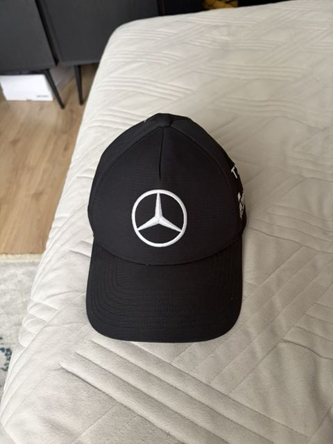 Mercedes-AMG Petronas Formula One Team beysbol papağı - Rəng: qara — Bakı