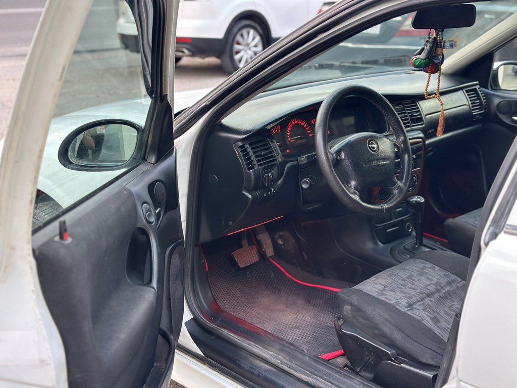Opel Vectra, 1.8 L, 2001 il, 278 521 km — Avtomobillər, Bakı (12)