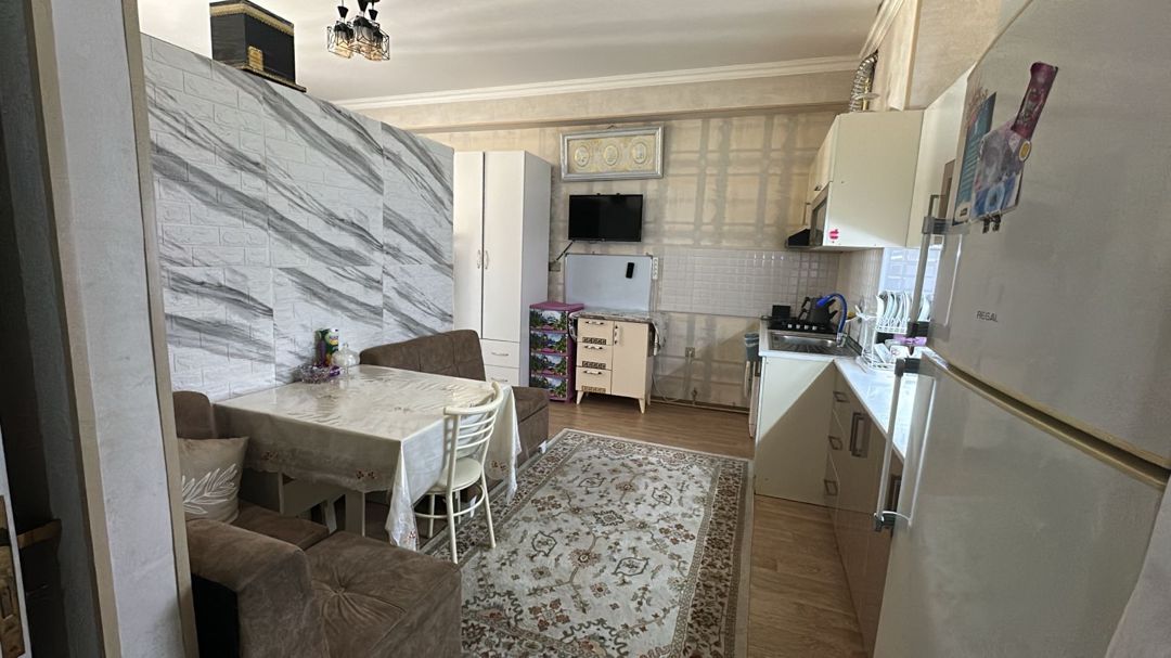 Satılır 1 otaqlı köhnə tikili 40 m² — Mənzil, Bakı (7)