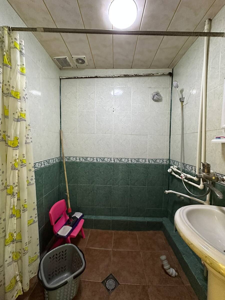 Satılır 2 otaqlı köhnə tikili 56 m² — Mənzil, Bakı (3)